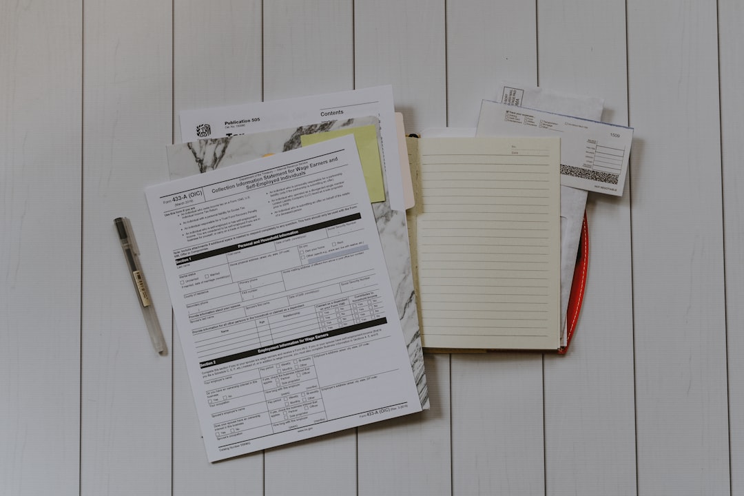 Documents d'audit sur un bureau